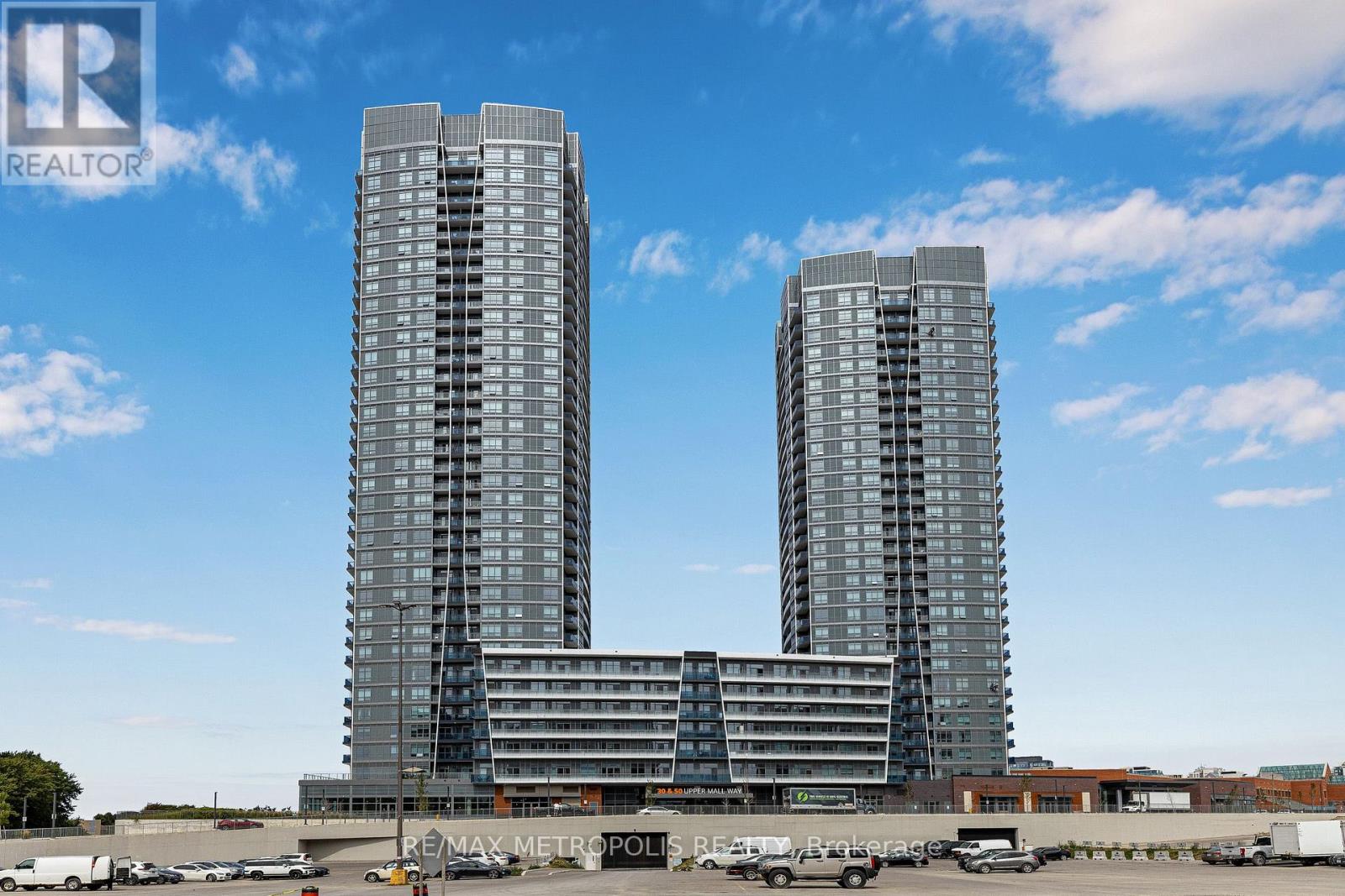 2504 - 30 Upper Mall Way, Vaughan, Ontario  L4J 0L7 - Photo 2 - N13798922