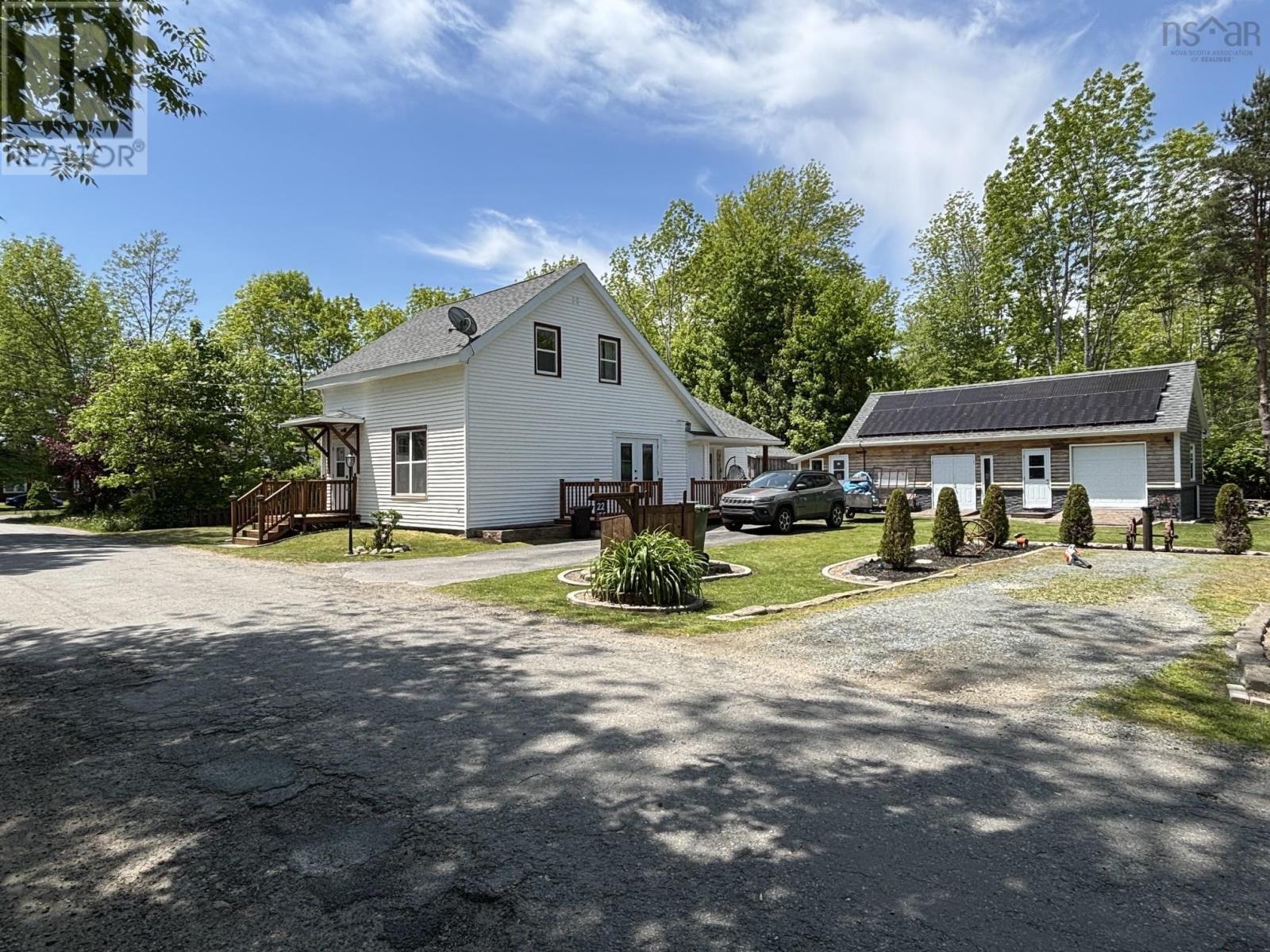 22 Forest Street, Milton, Nova Scotia  B0T 1P0 - Photo 11 - 202613696