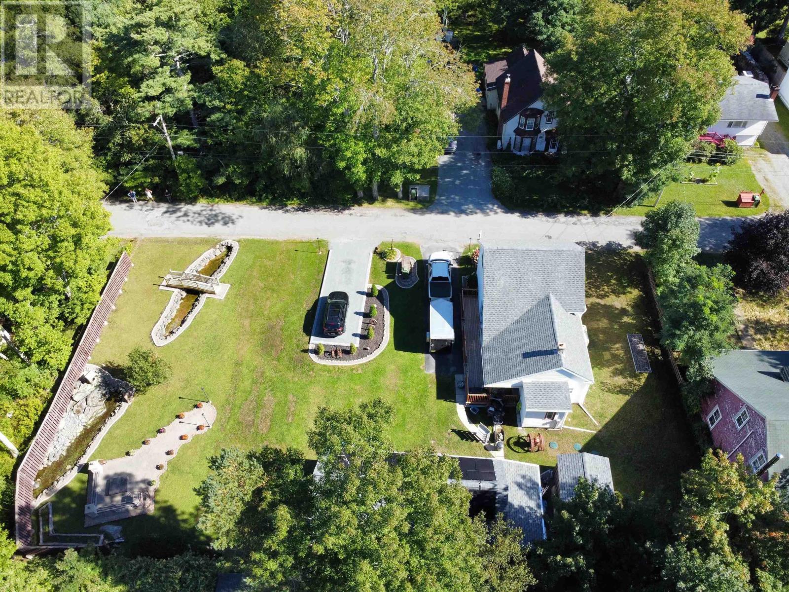 22 Forest Street, Milton, Nova Scotia  B0T 1P0 - Photo 4 - 202613696