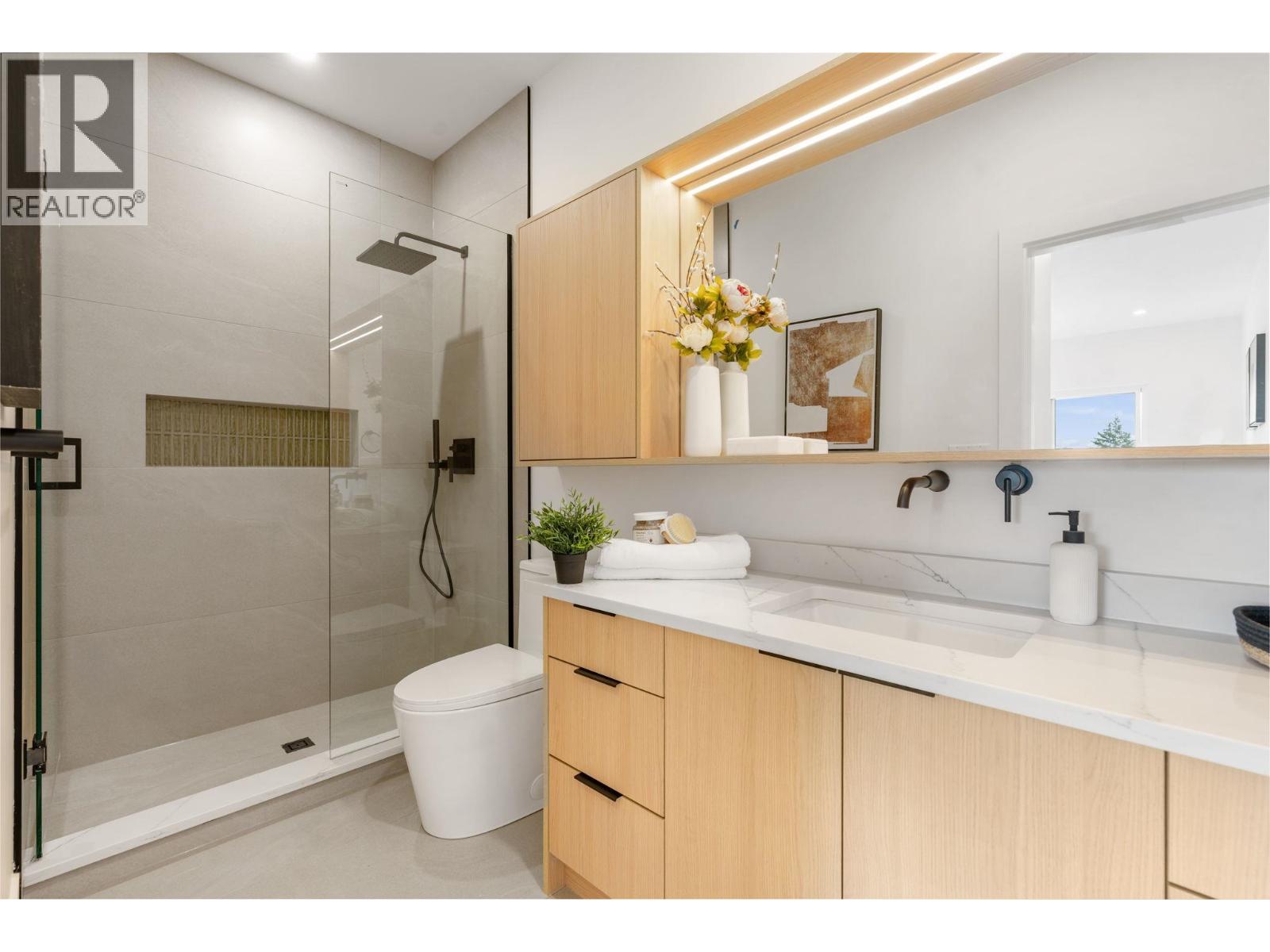 2 7554 Wright Street, Burnaby, British Columbia V3N 3W7 - Photo 14 - R3163972