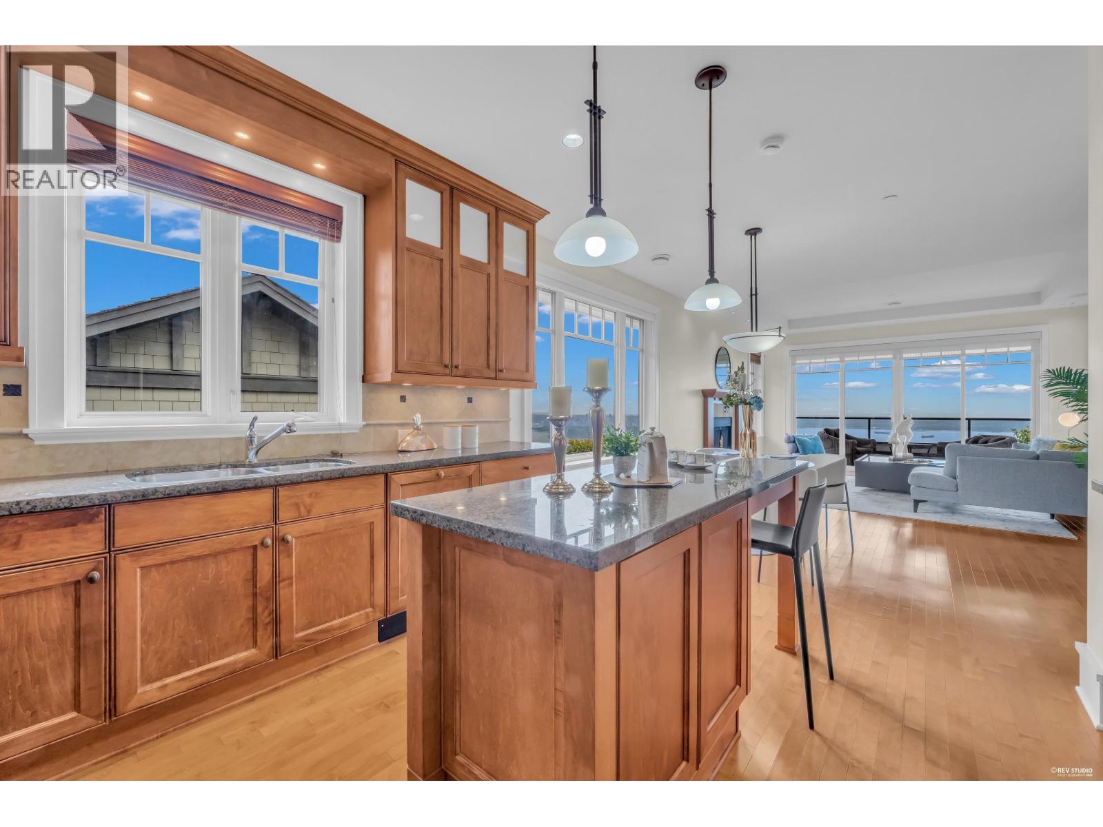 2673 Folkestone Way, West Vancouver, British Columbia  V7S 3H8 - Photo 25 - R3130335