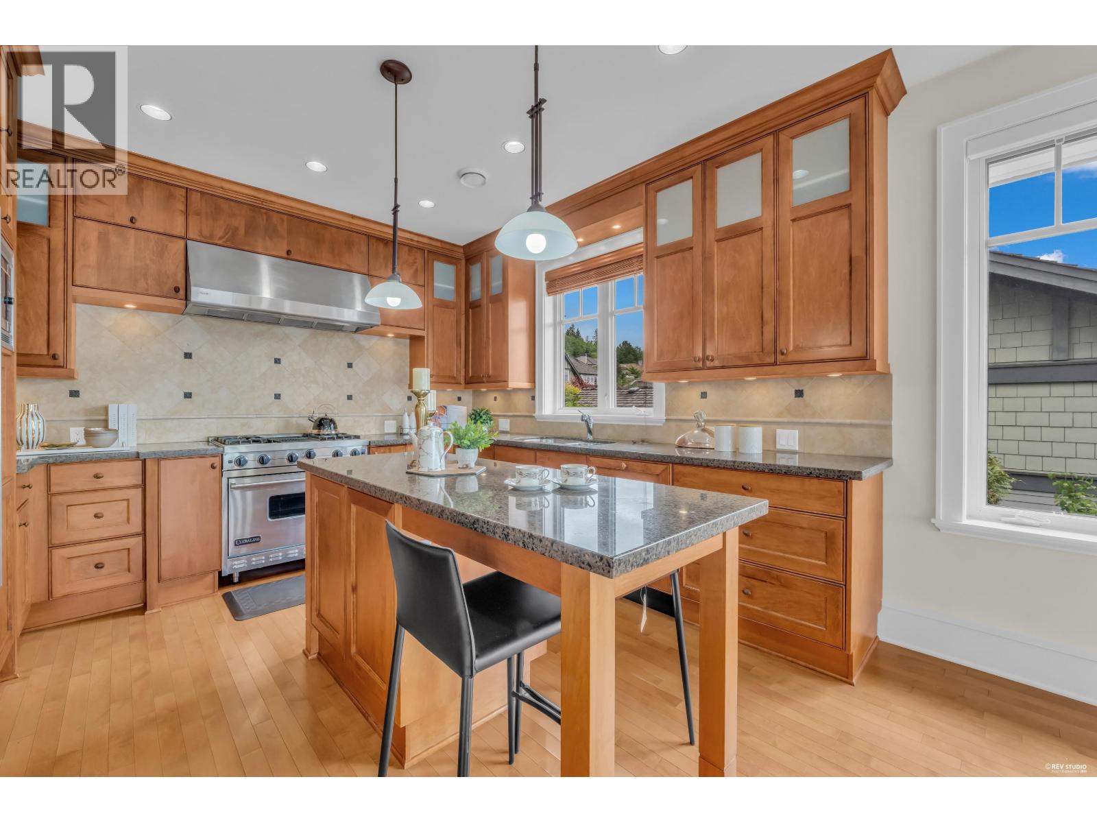2673 Folkestone Way, West Vancouver, British Columbia  V7S 3H8 - Photo 24 - R3130335