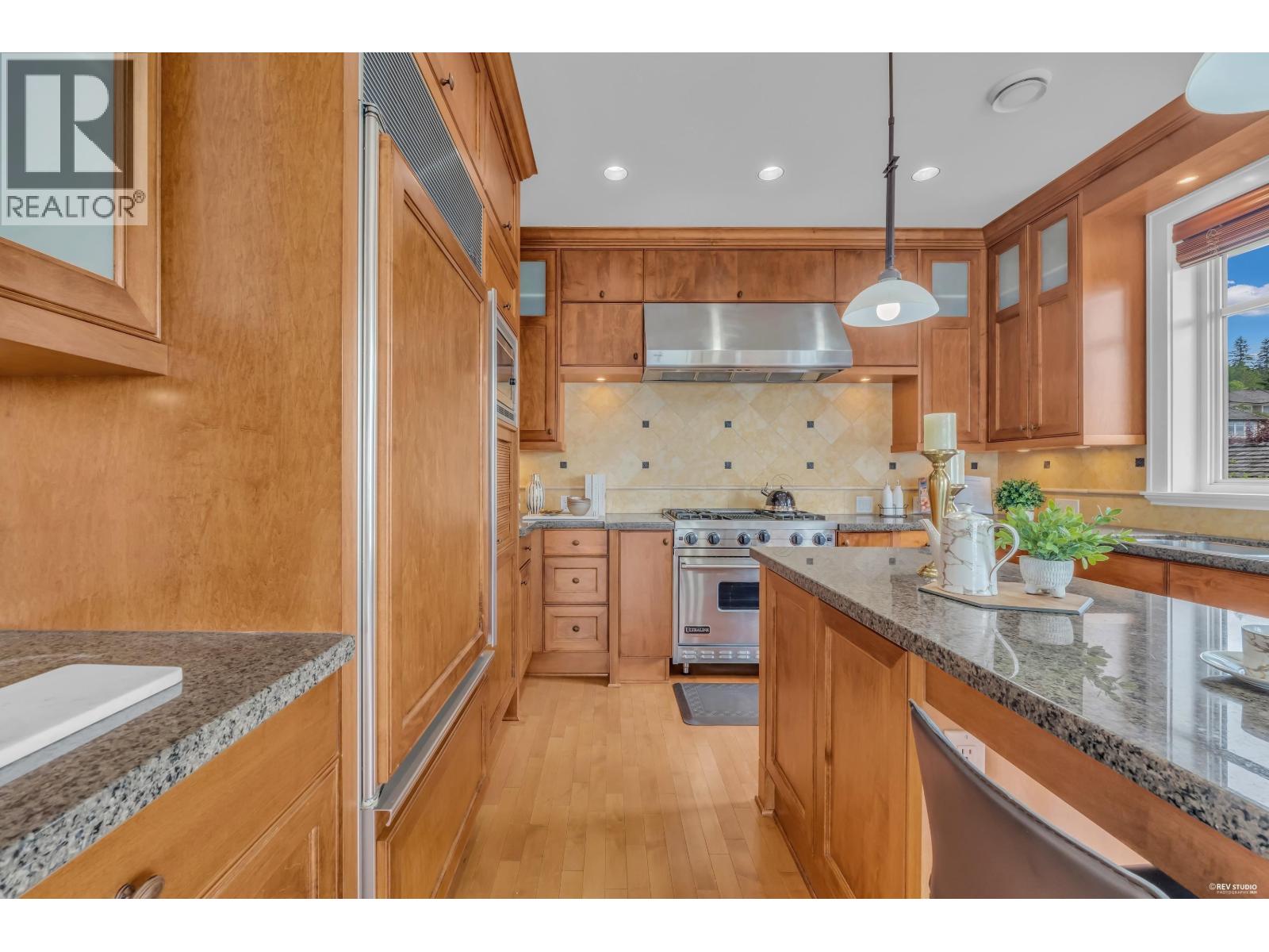 2673 Folkestone Way, West Vancouver, British Columbia  V7S 3H8 - Photo 28 - R3130335