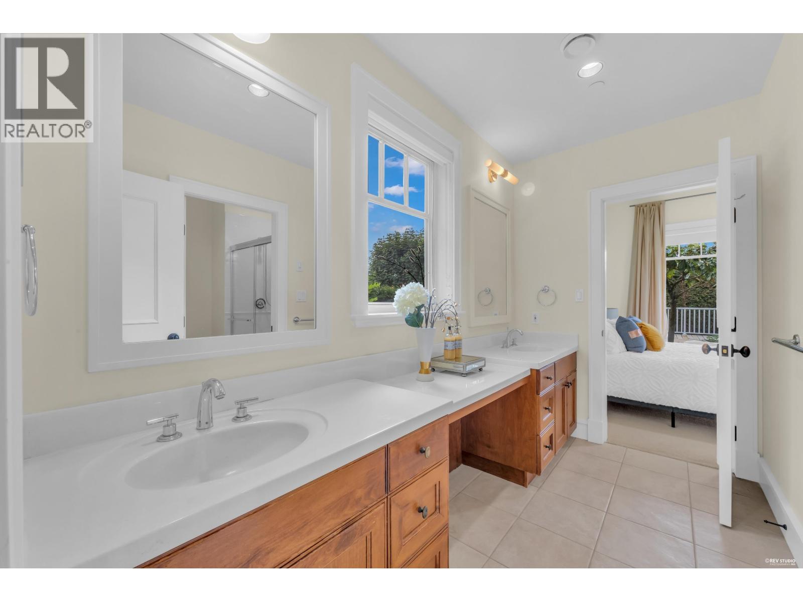 2673 Folkestone Way, West Vancouver, British Columbia  V7S 3H8 - Photo 37 - R3130335