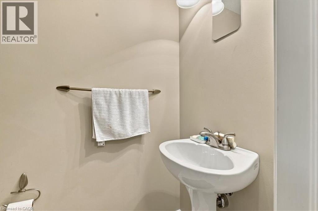 327 Highland Road E, Kitchener, Ontario  N2M 3W6 - Photo 26 - 40863207