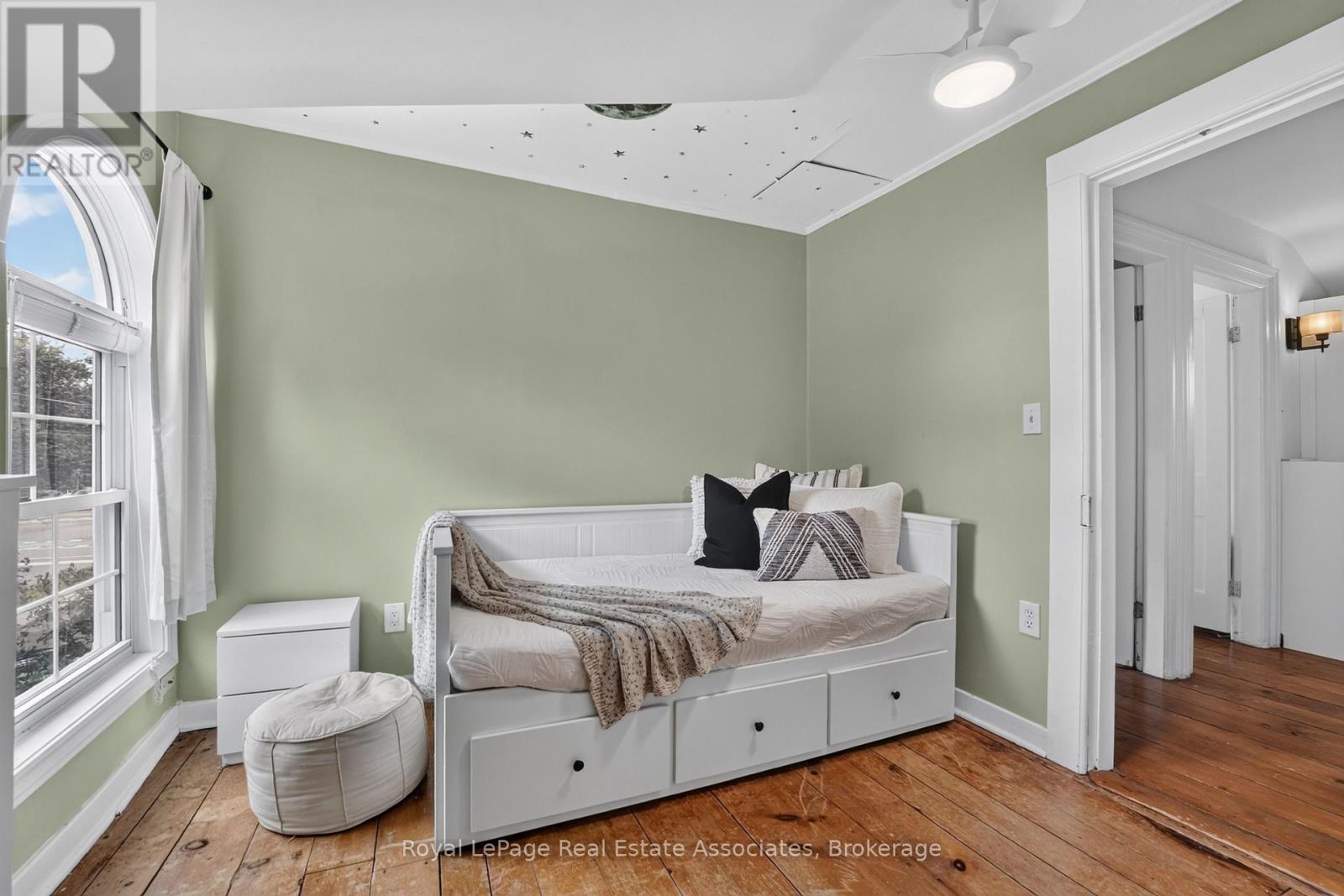15 Charles Street, Halton Hills, Ontario  L7G 2Z1 - Photo 40 - W13798176