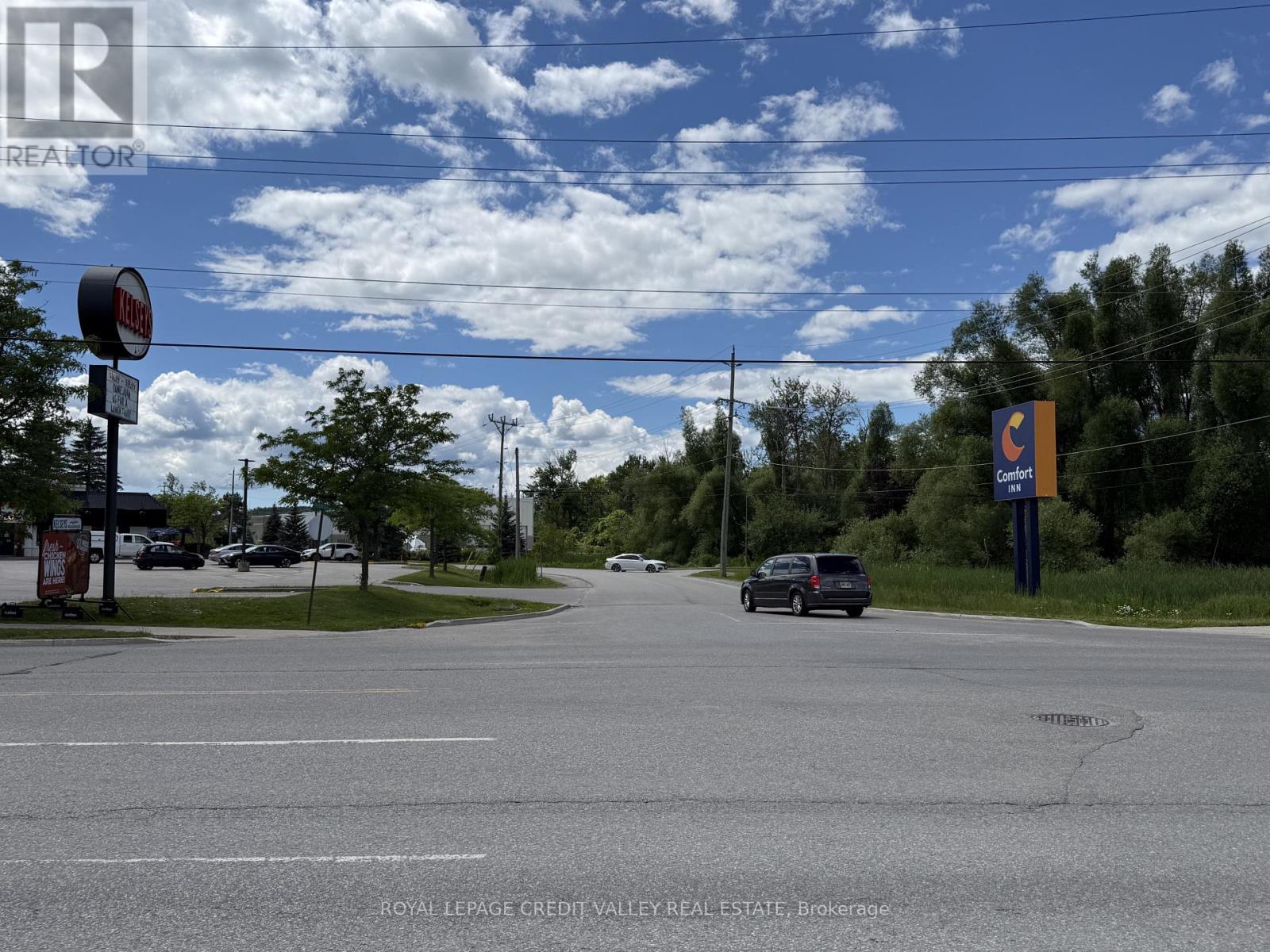 380 Memorial Avenue, Orillia, Ontario  L3V 6K8 - Photo 6 - S13471310