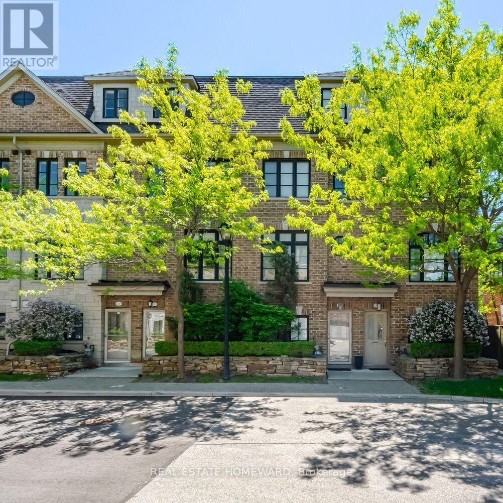 62 CORMIER HEIGHTS, Toronto, Ontario