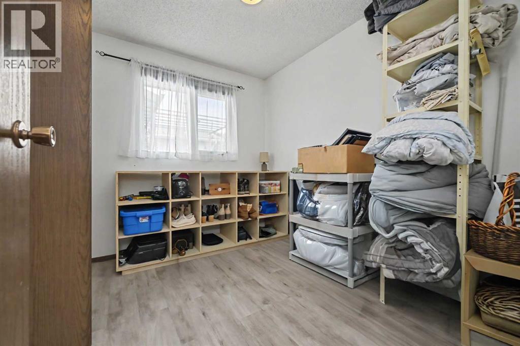 5405 46 Street photo 15