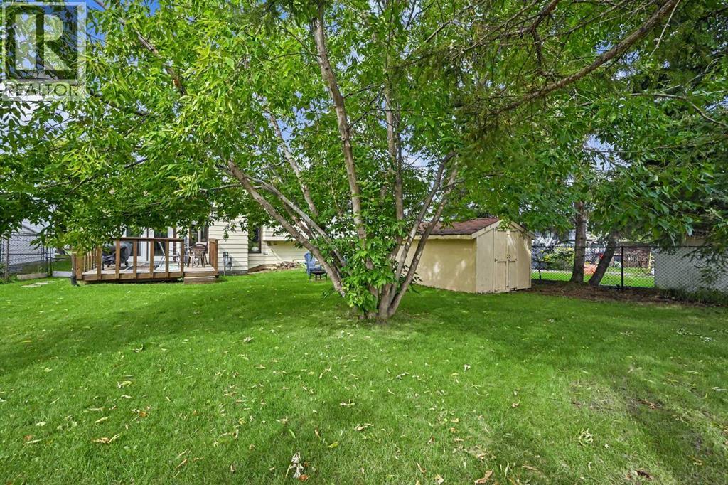 5405 46 Street photo 21
