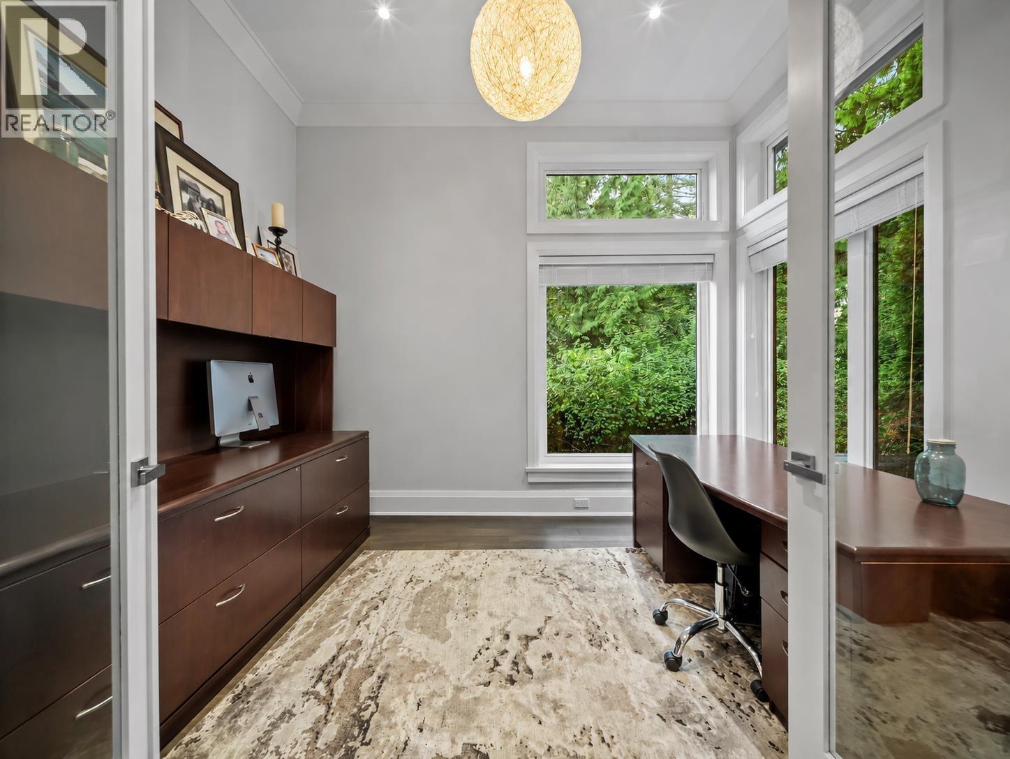 433 E Queens Road, North Vancouver, British Columbia  V7N 4E7 - Photo 4 - R3161558