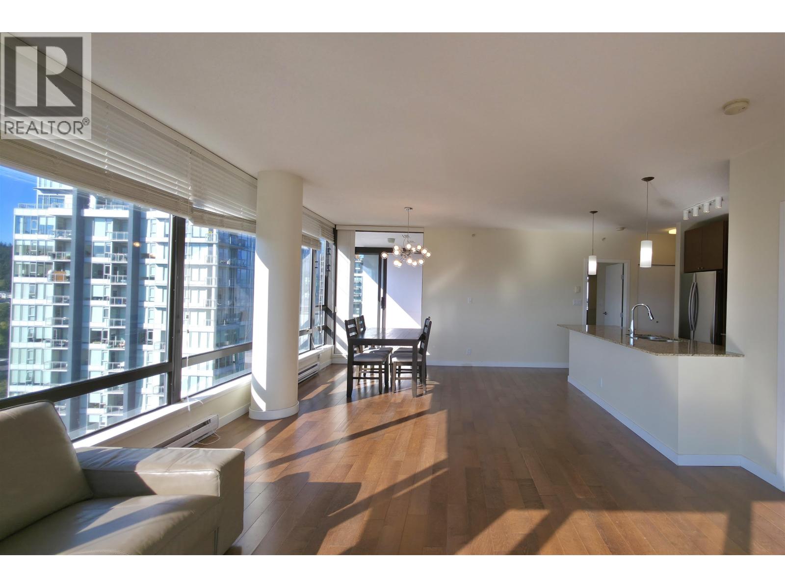 2102 400 Capilano Road, Port Moody, British Columbia  V3H 0E1 - Photo 4 - R3166187