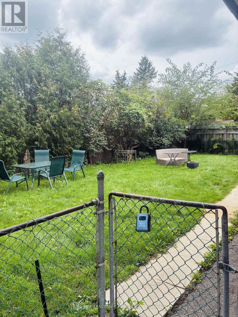 Bsmt Apt - 3 Tinder Crescent, Toronto, Ontario  M4A 1L2 - Photo 22 - C13763818