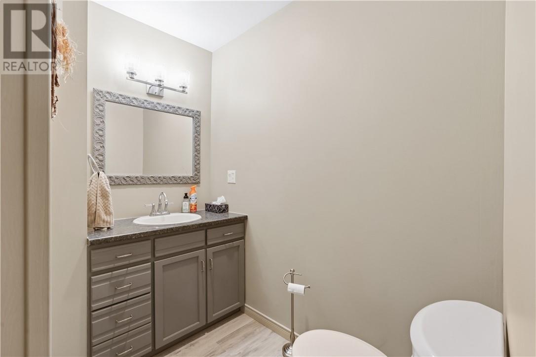 102 Cross Street, Lively, Ontario  P3Y 1M8 - Photo 25 - 2130460