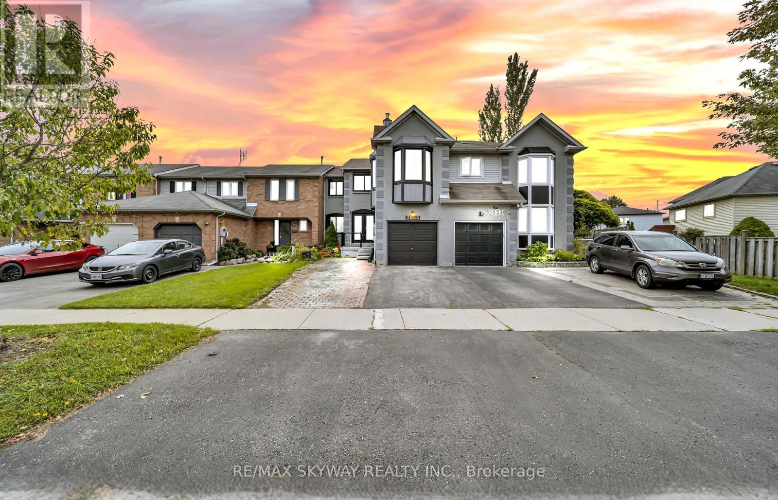 2055 BLUE RIDGE CRESCENT, Pickering, Ontario