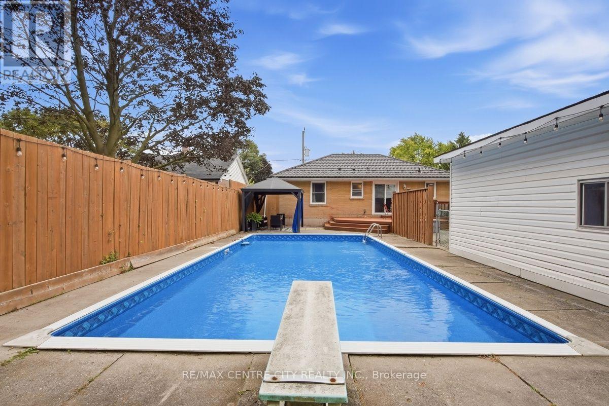 1570 Hansuld Street, London East, Ontario  N5V 1Y5 - Photo 39 - X13797448