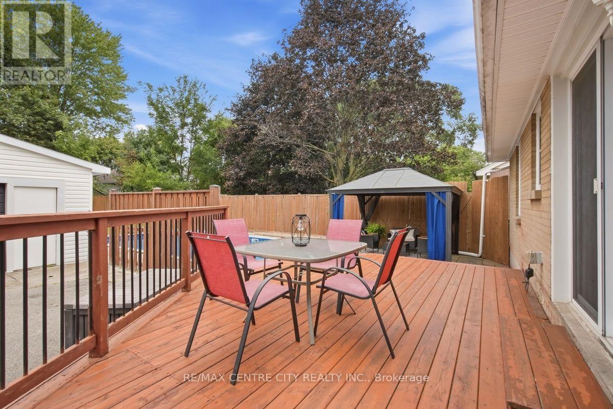 1570 Hansuld Street, London East, Ontario  N5V 1Y5 - Photo 33 - X13797448