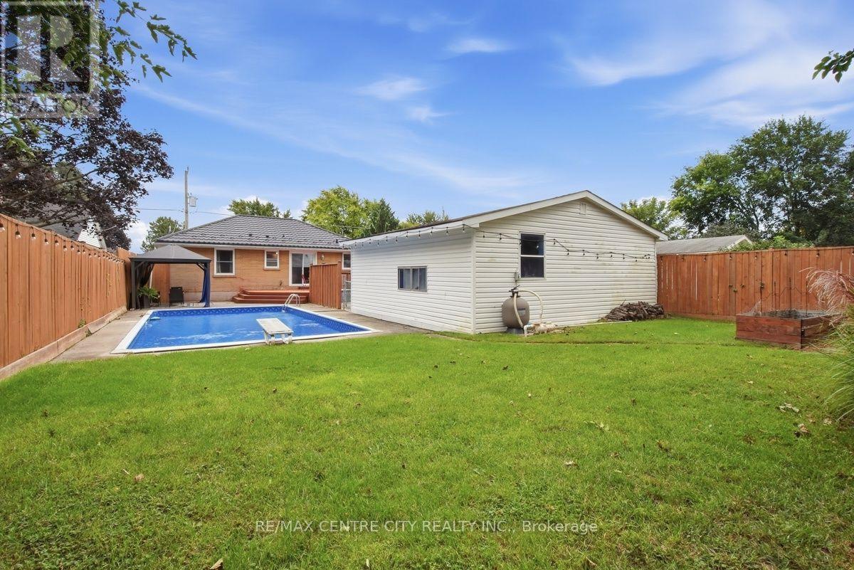 1570 Hansuld Street, London East, Ontario  N5V 1Y5 - Photo 43 - X13797448