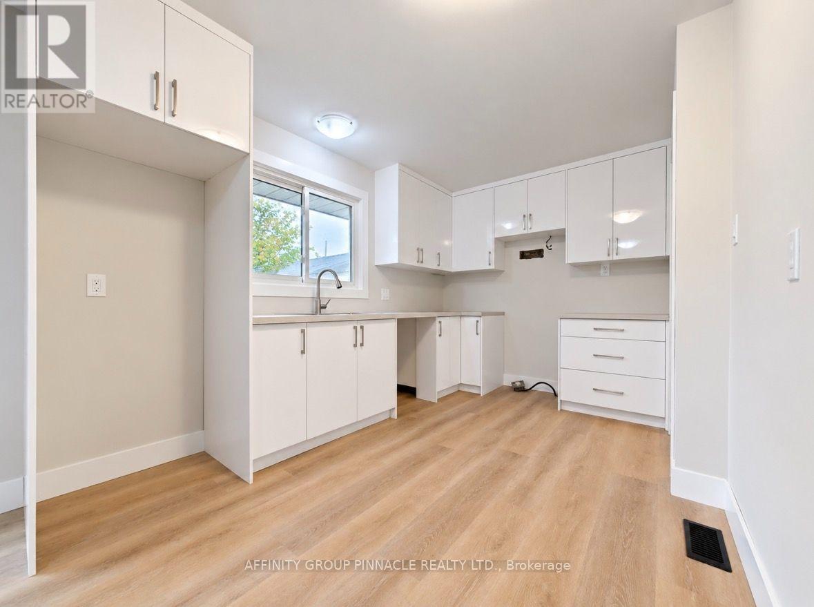 92 St Patrick Street, Kawartha Lakes, Ontario  K9V 1R6 - Photo 11 - X13799020