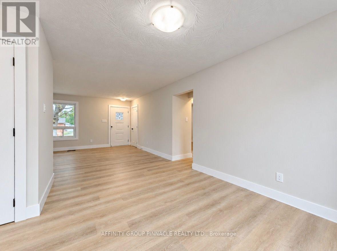92 St Patrick Street, Kawartha Lakes, Ontario  K9V 1R6 - Photo 14 - X13799020