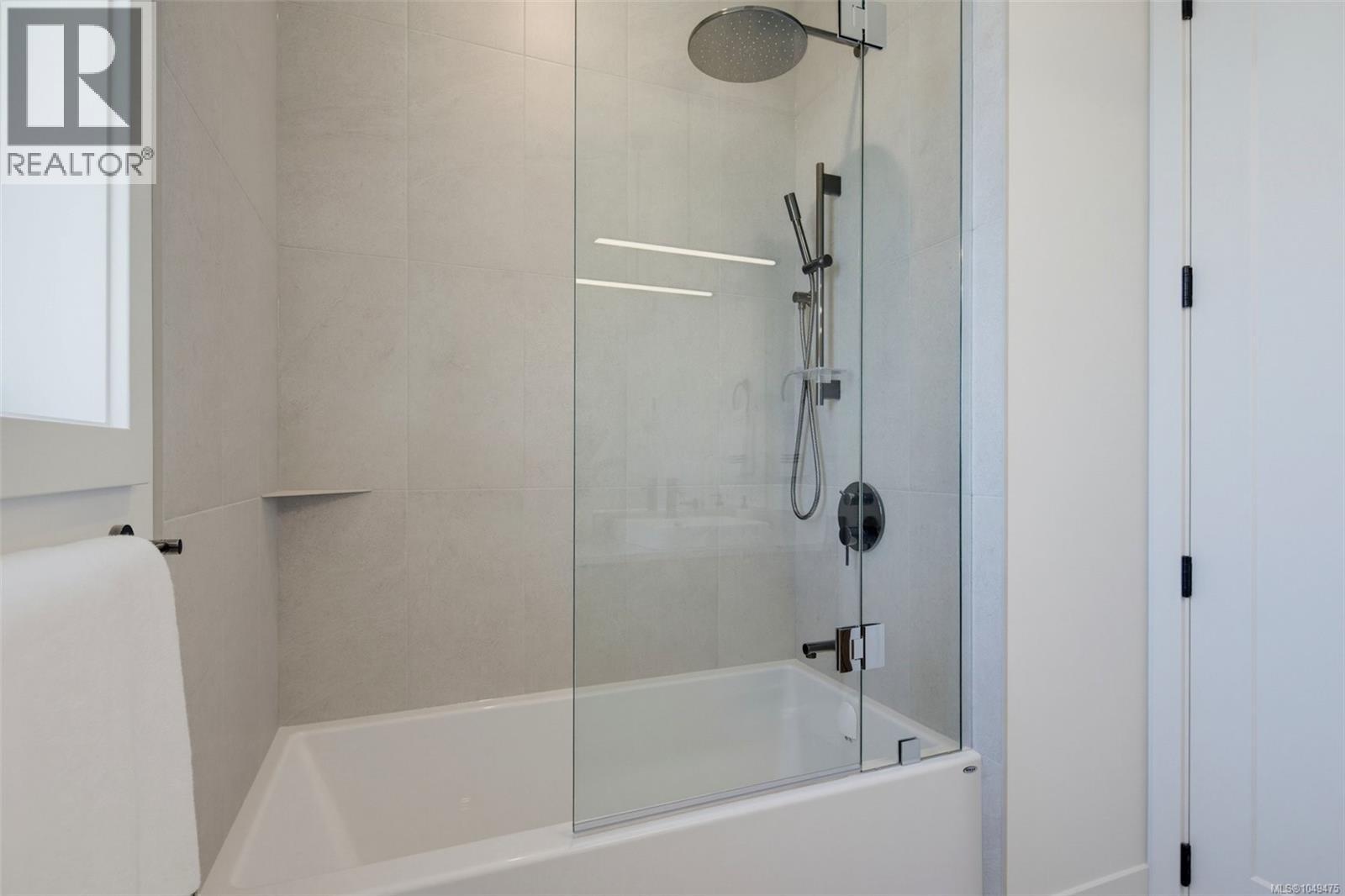 4 1434 Brooke St, Victoria, British Columbia V8S 1M3 - Photo 29 - 1049475