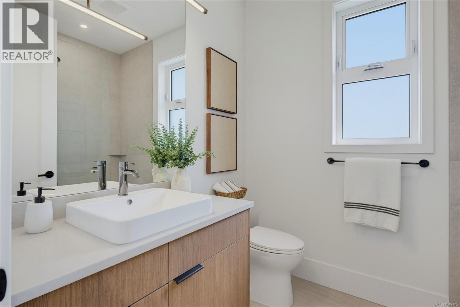 4 1434 Brooke St, Victoria, British Columbia V8S 1M3 - Photo 20 - 1049475