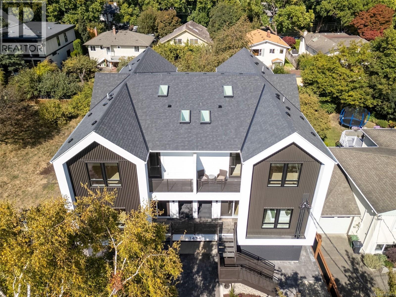 4 1434 Brooke St, Victoria, British Columbia V8S 1M3 - Photo 42 - 1049475
