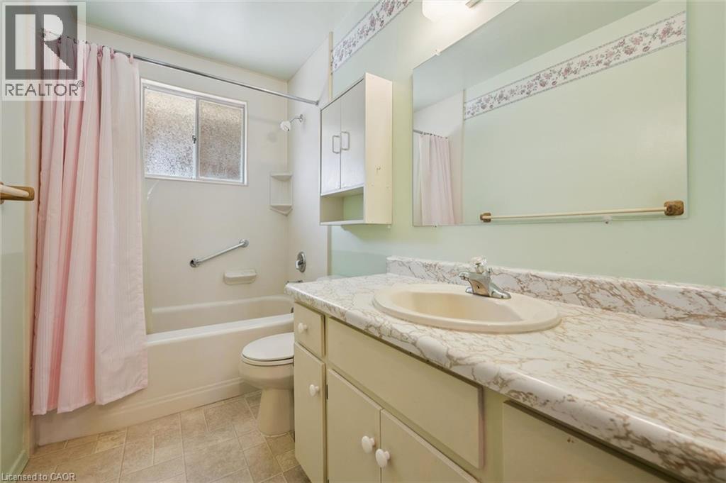 7 Countryside Crescent, Kitchener, Ontario  N2E 2S8 - Photo 21 - 40863268