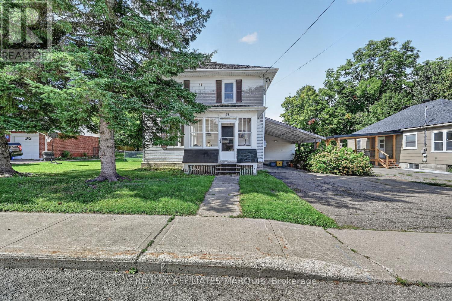 38 Abel Street, Smiths Falls, Ontario  K7A 4M1 - Photo 3 - X13799284