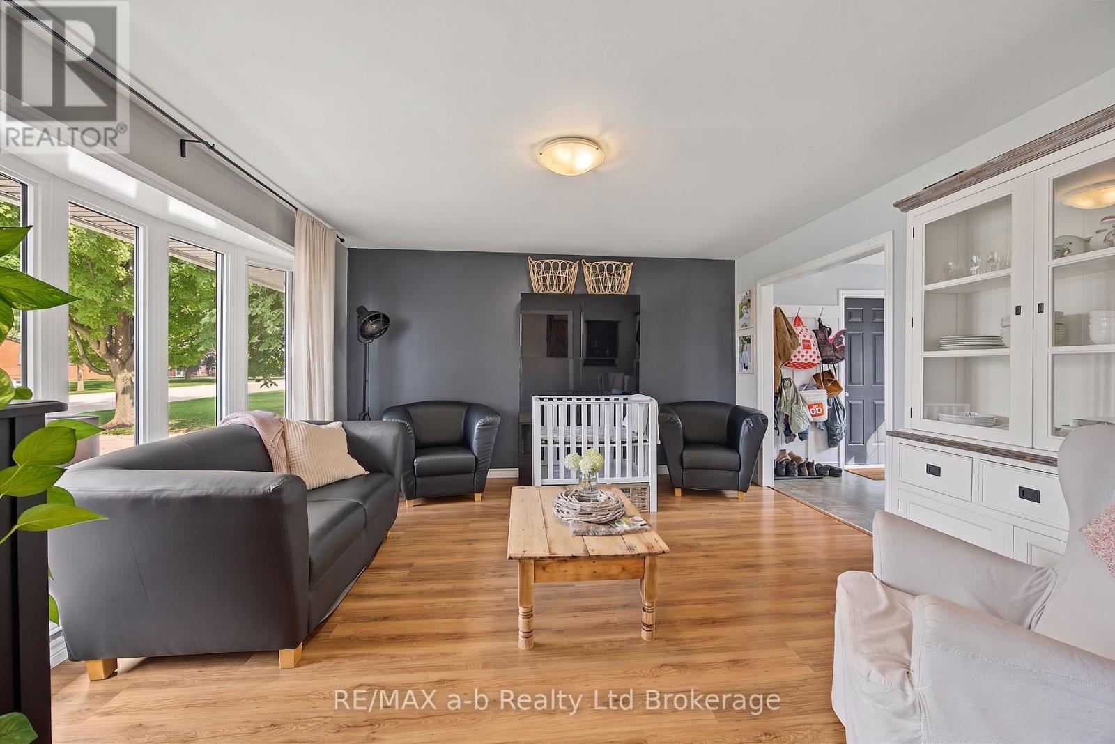 21 Peggy Avenue, South-West Oxford, Ontario  N0J 1N0 - Photo 3 - X13799282