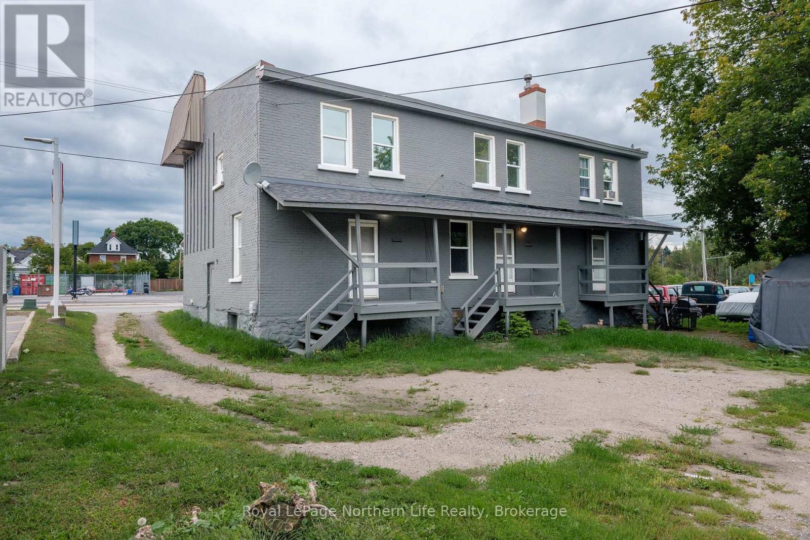 645 MAIN STREET E, North Bay, Ontario