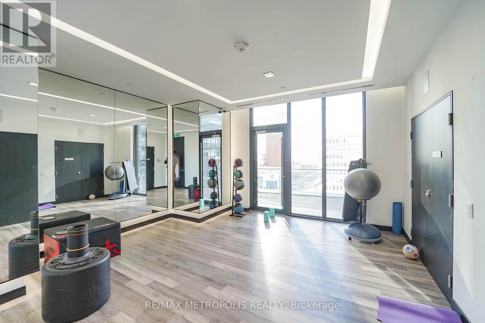 1504 - 8 Eglinton Avenue E, Toronto, Ontario  M4P 0C1 - Photo 32 - C13799178
