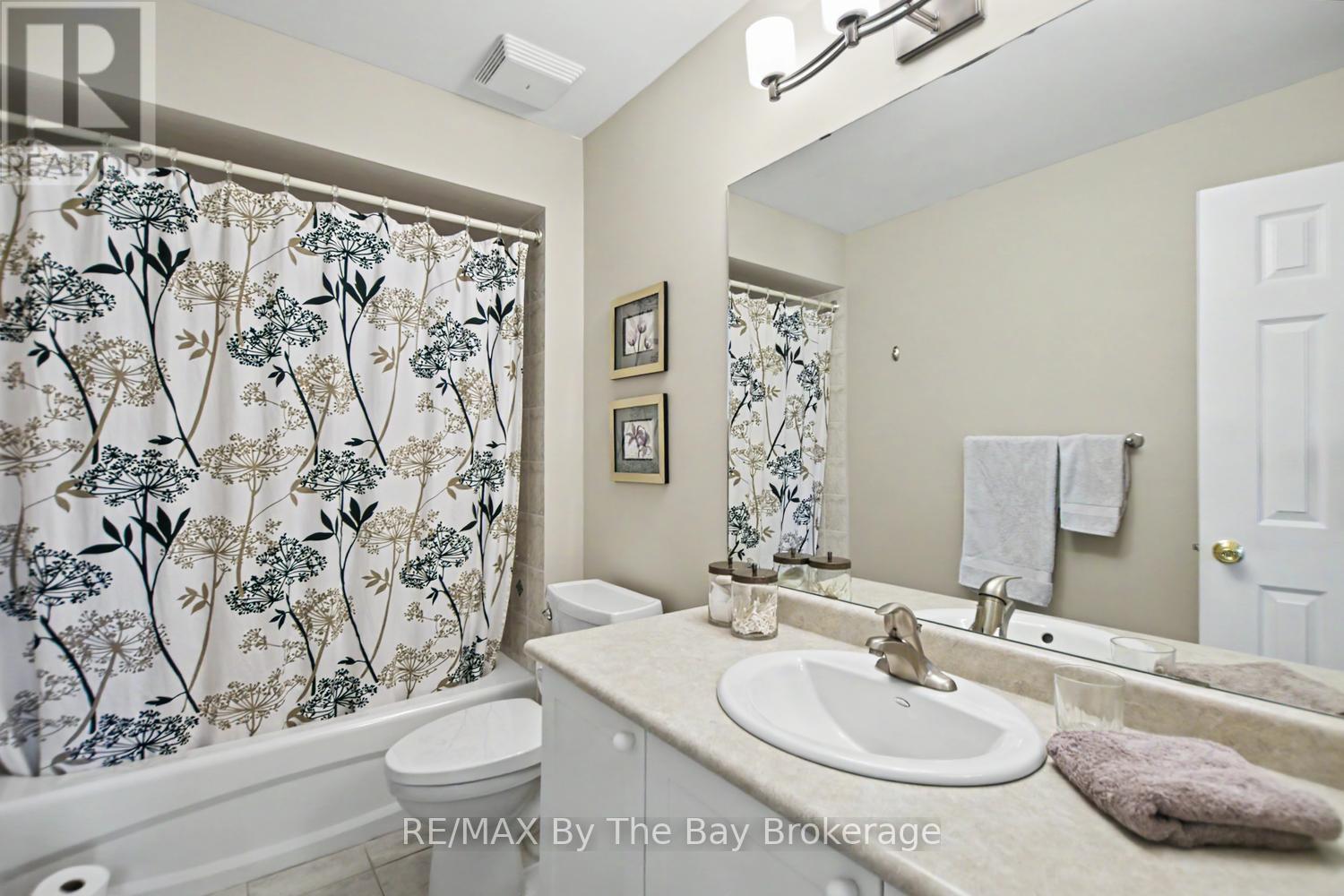 17 Marlwood Avenue, Wasaga Beach, Ontario  L9Z 1S9 - Photo 24 - S13799236
