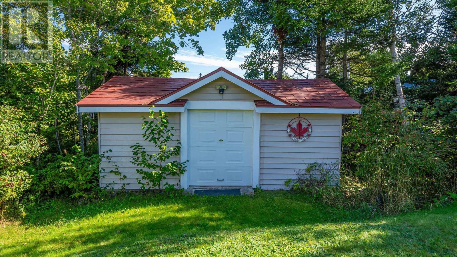 44 Lake Drive, Mount Uniacke, Nova Scotia  B0N 1Z0 - Photo 38 - 202623491