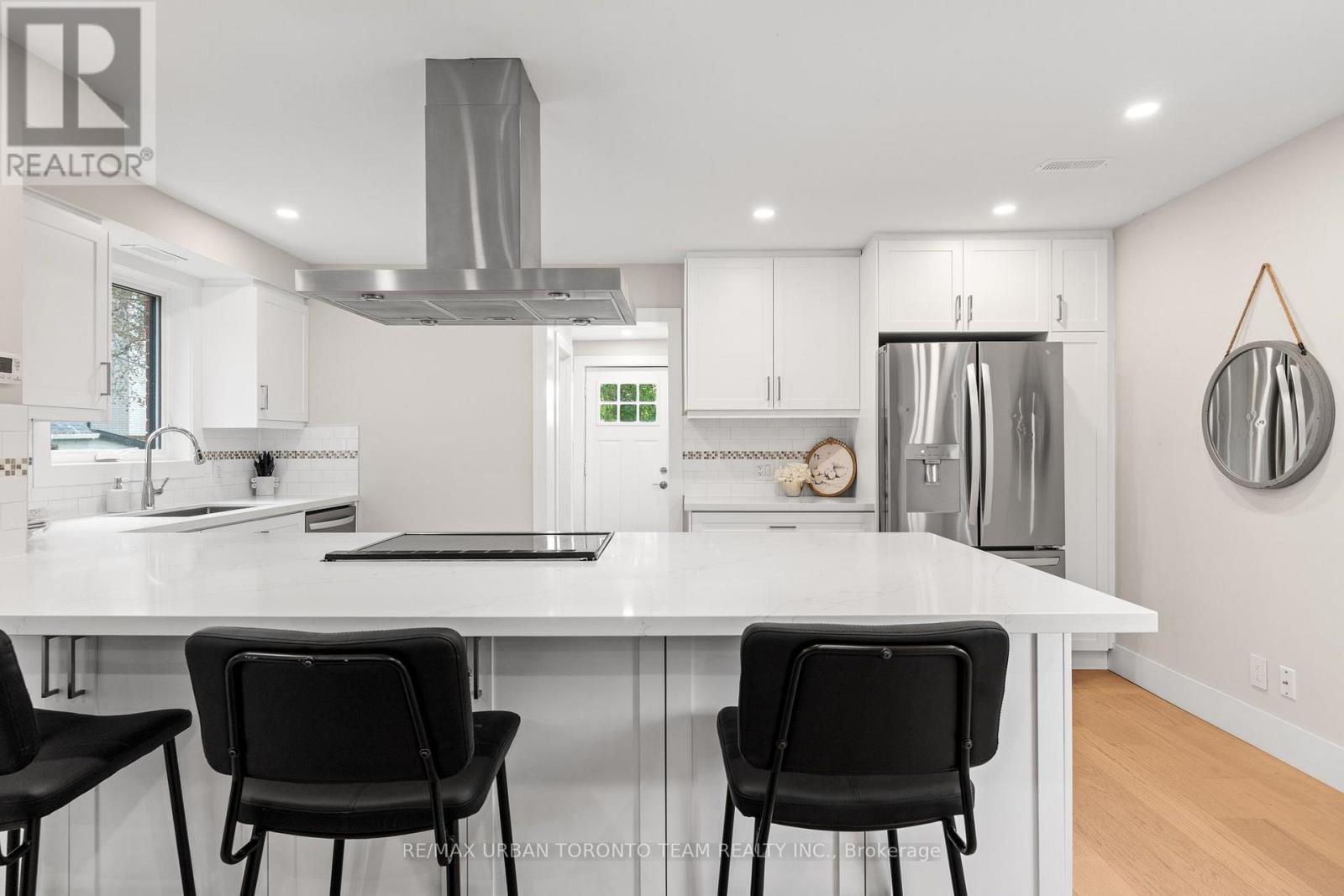 3517 St Clair Avenue E, Toronto, Ontario  M1K 1L4 - Photo 12 - E13799098