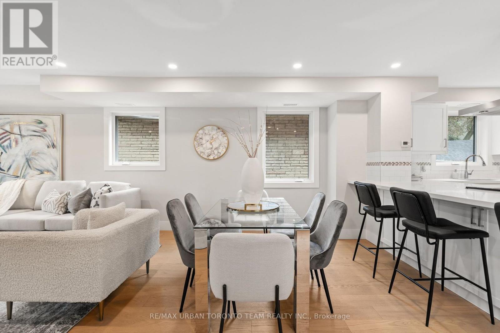 3517 St Clair Avenue E, Toronto, Ontario  M1K 1L4 - Photo 9 - E13799098