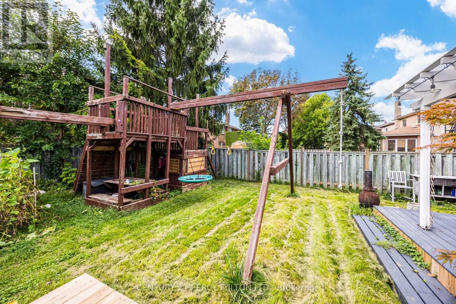 608 Beckworth Square, Pickering, Ontario  L1V 3X4 - Photo 40 - E13799146