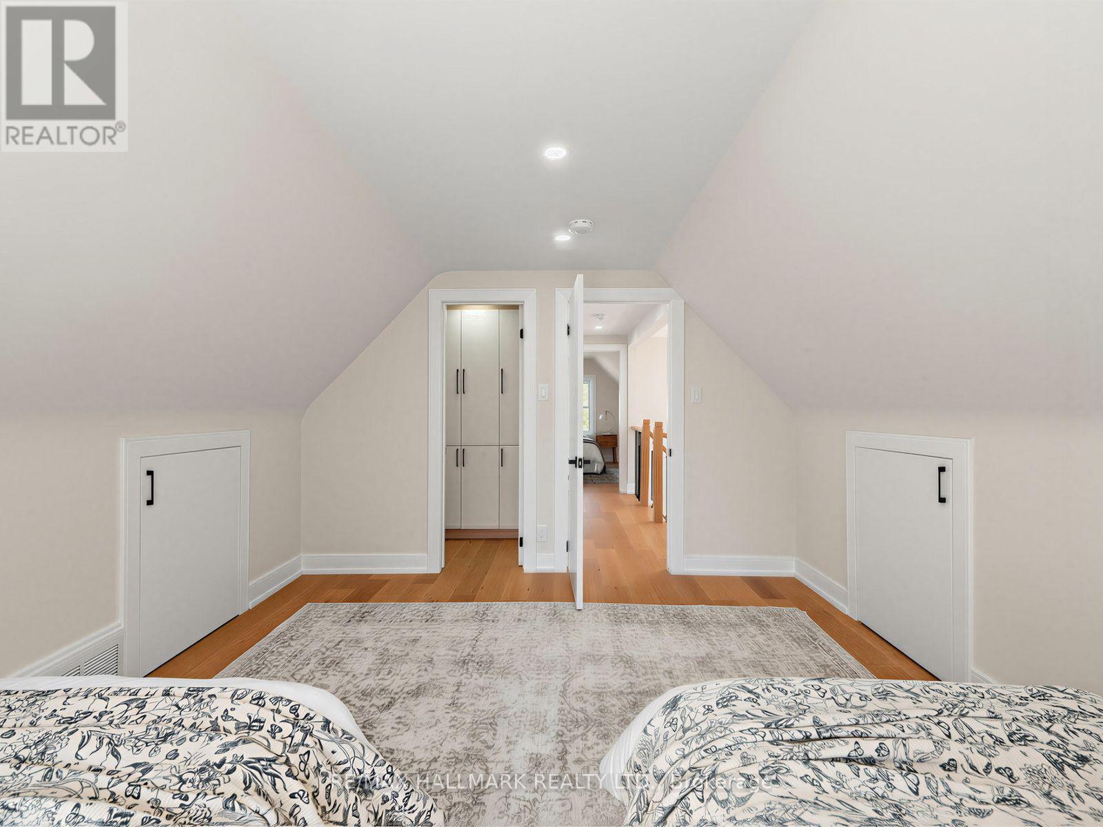 109 Glencrest Boulevard, Toronto, Ontario  M4B 1L9 - Photo 22 - E13799220