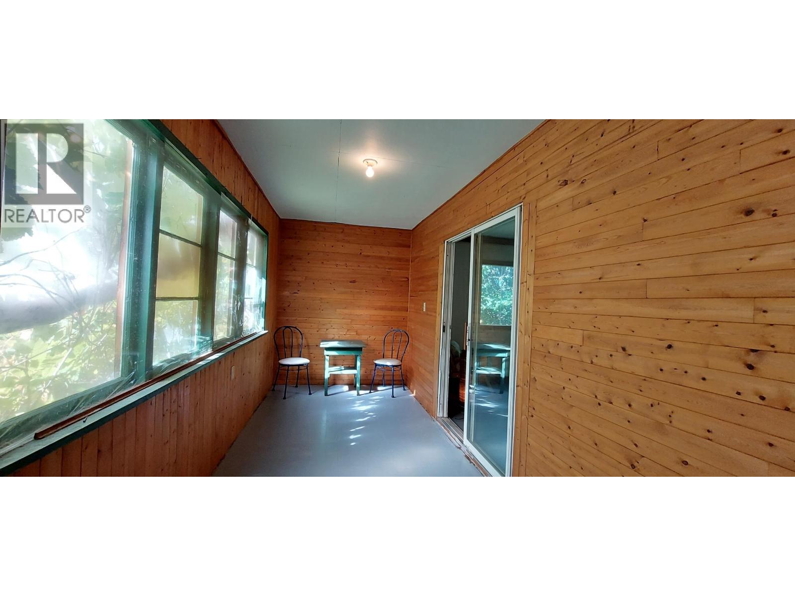 616 Cliff Street, Bella Coola, British Columbia  V0T 1C0 - Photo 7 - R3166835