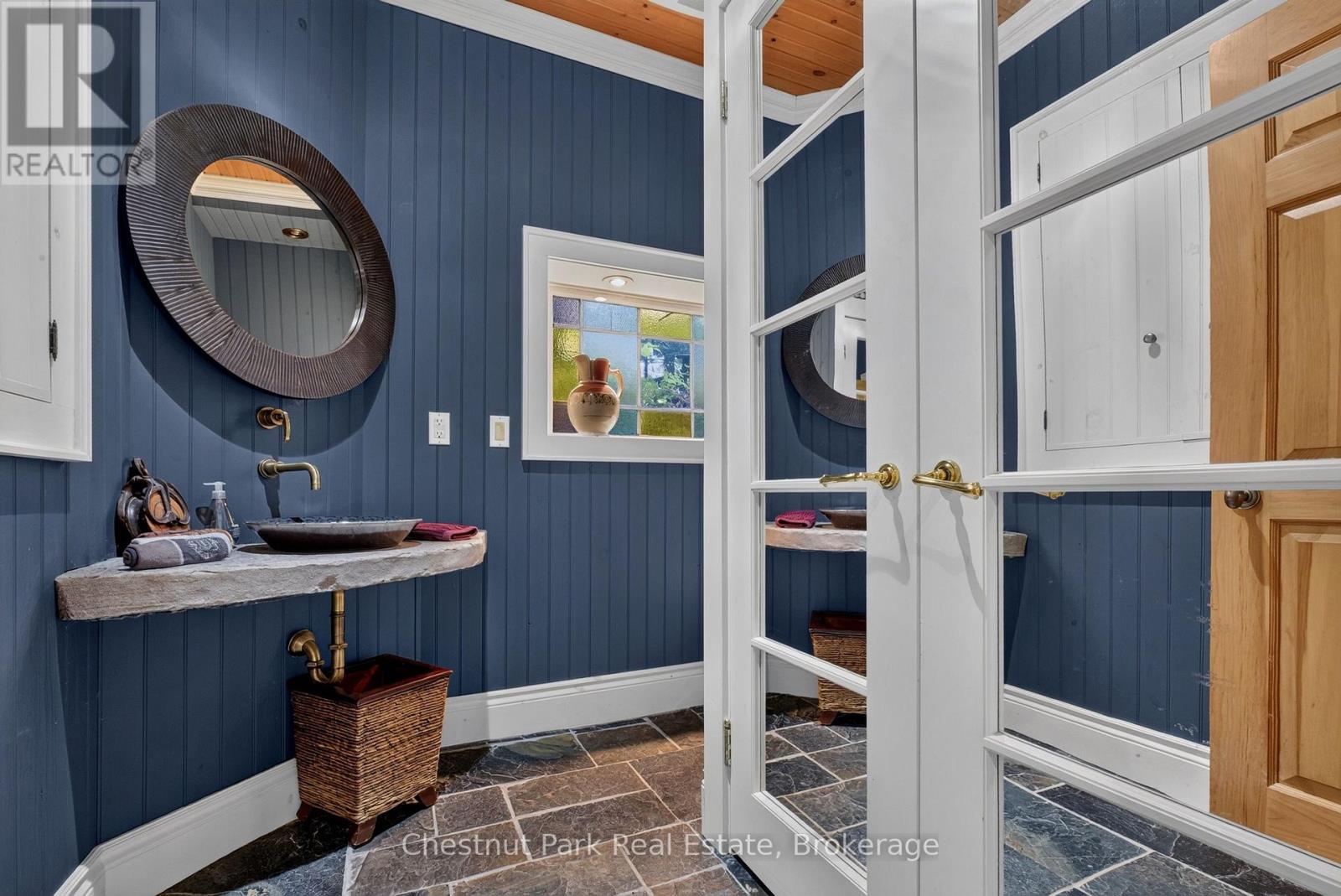 1018 Pine Ridge Road, Muskoka Lakes, Ontario  P0C 1A0 - Photo 6 - X13799006