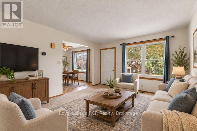 527 2nd A Street, Hanover, Ontario  N4N 3P6 - Photo 6 - X13799090