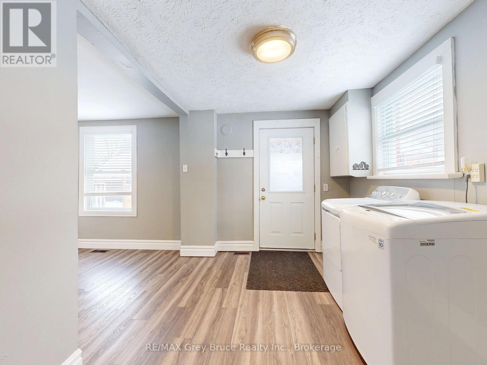 690 8th Street E, Owen Sound, Ontario  N4K 1L8 - Photo 5 - X13799112