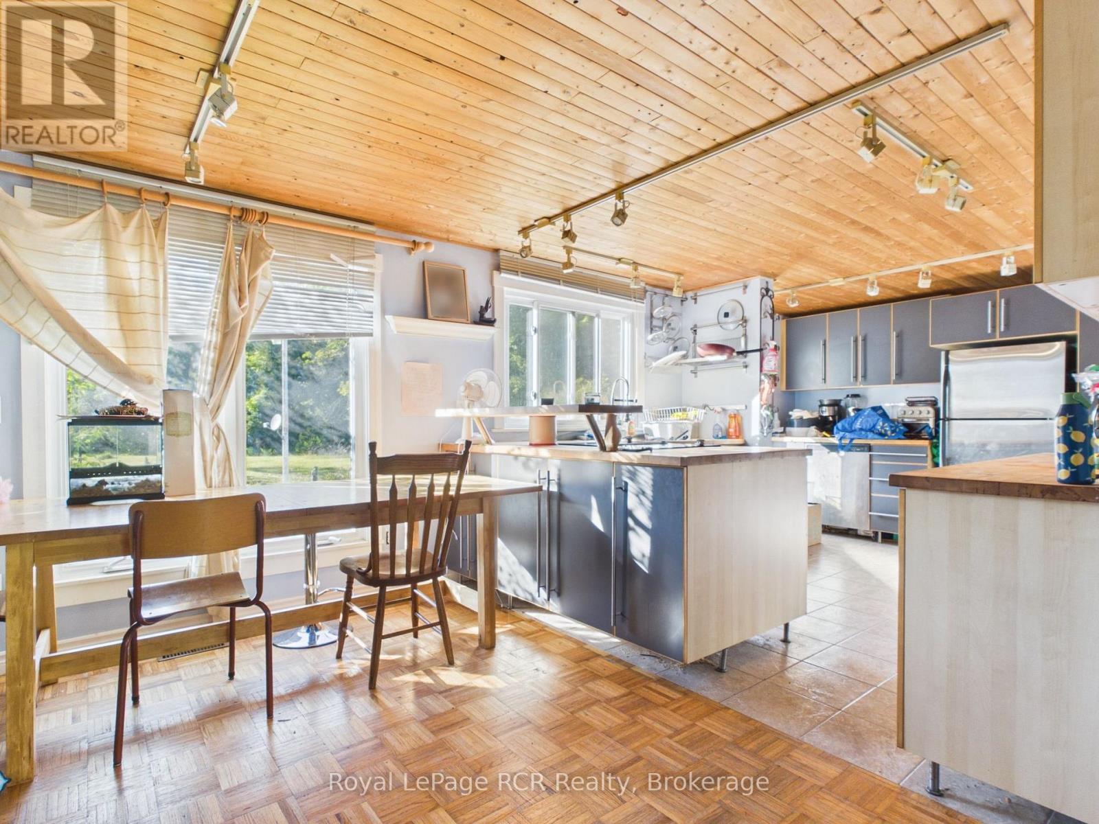394908 2 Concession, West Grey, Ontario  N0G 1R0 - Photo 27 - X13799160