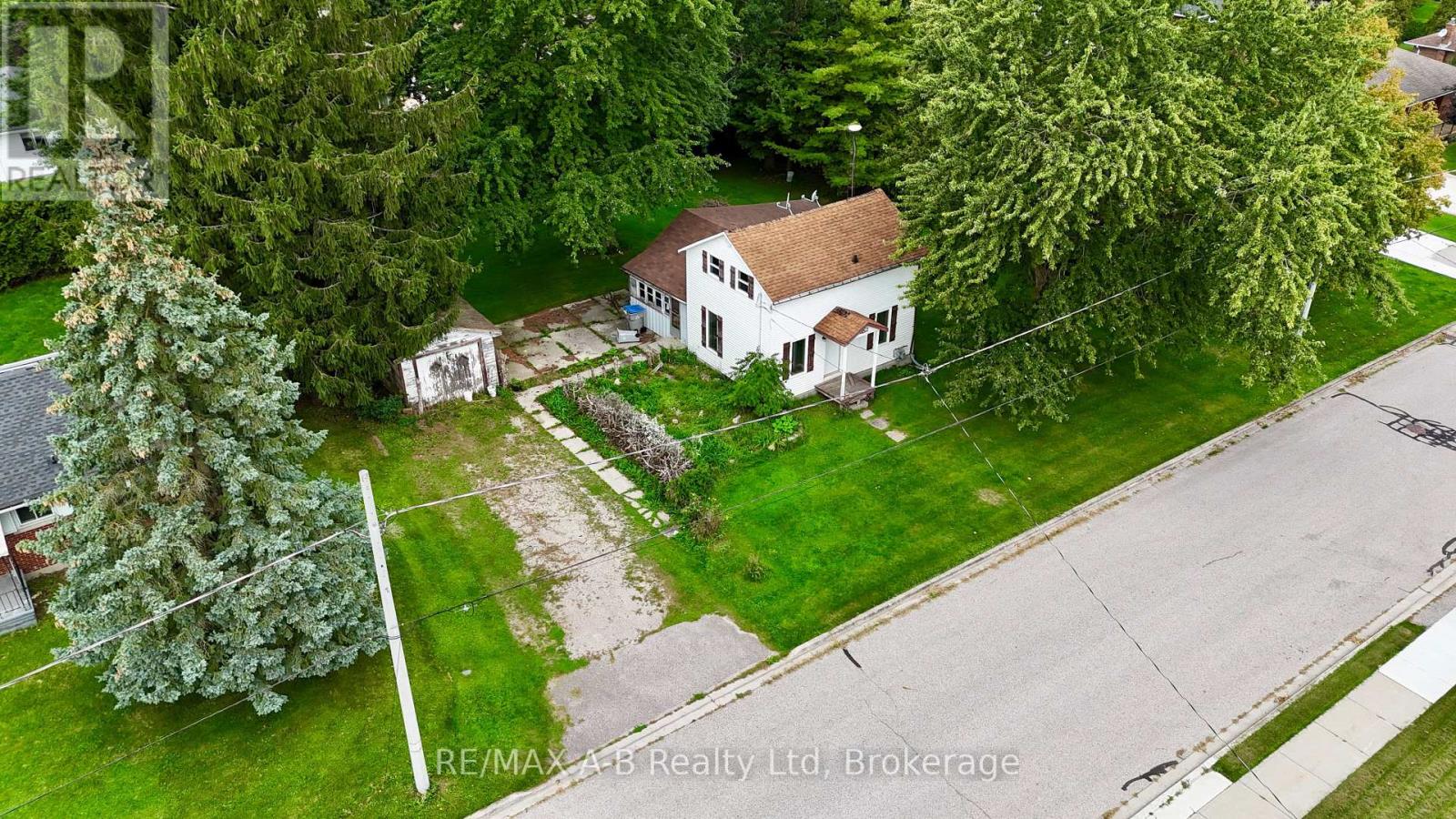 86 SALINA STREET N, St. Marys, Ontario