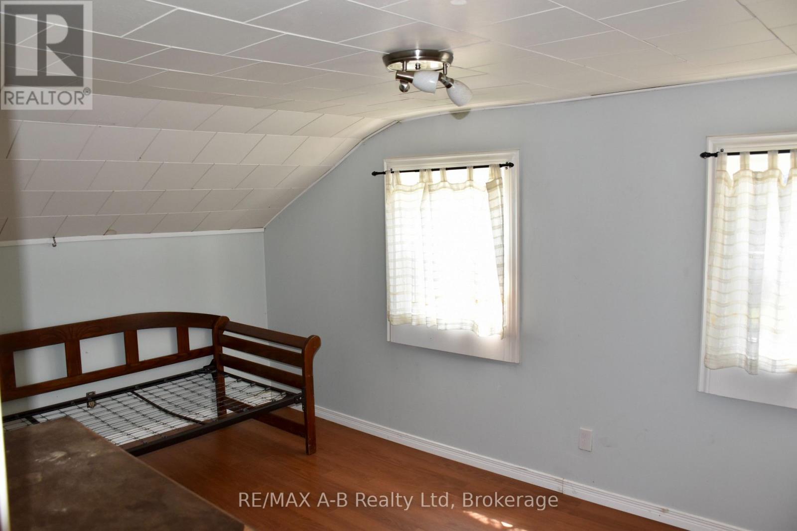 86 Salina Street N, St. Marys, Ontario  N4X 1C8 - Photo 14 - X13799222