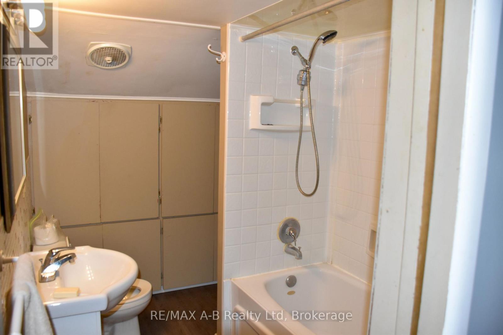 86 Salina Street N, St. Marys, Ontario  N4X 1C8 - Photo 15 - X13799222