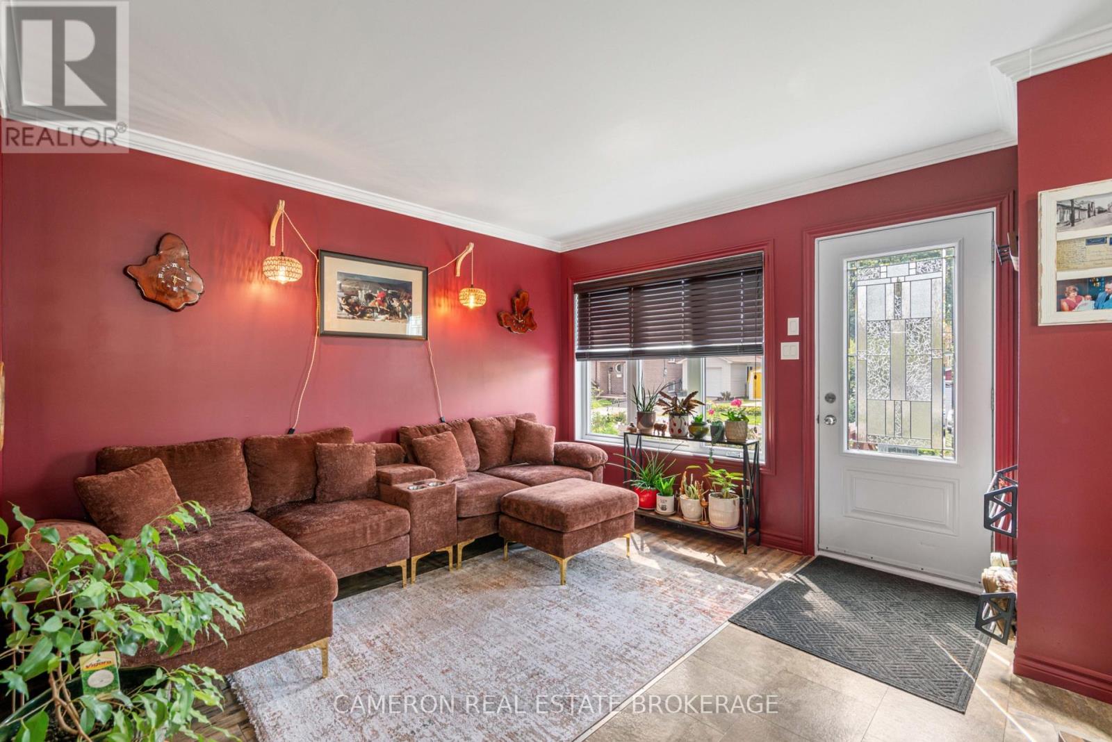 327 Clarke Avenue, Cornwall, Ontario  K6J 4G6 - Photo 2 - X13799182