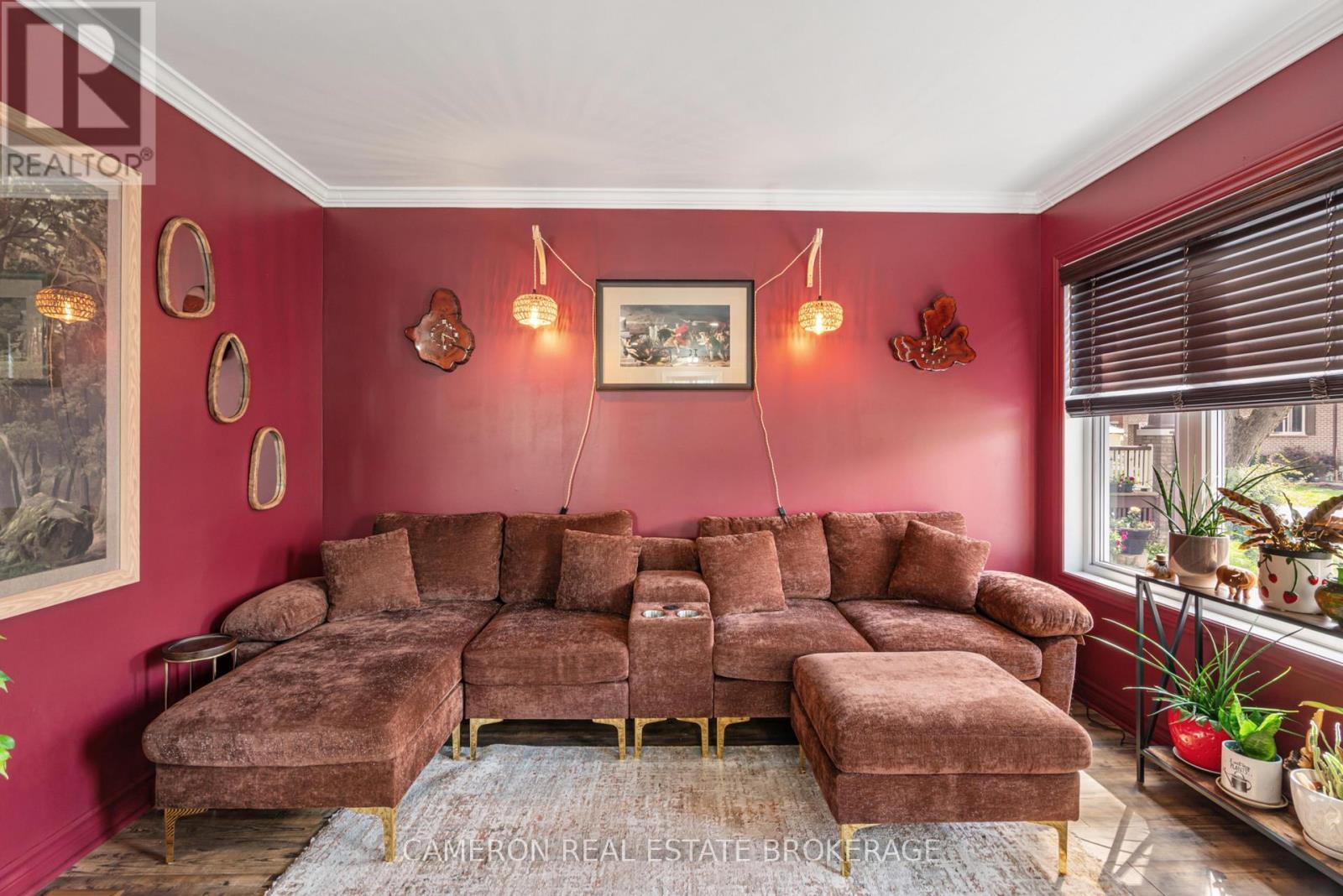 327 Clarke Avenue, Cornwall, Ontario  K6J 4G6 - Photo 3 - X13799182