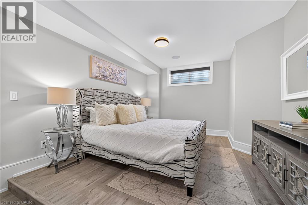 408 Seabourne Drive, Oakville, Ontario  L6L 4G1 - Photo 38 - 40862377