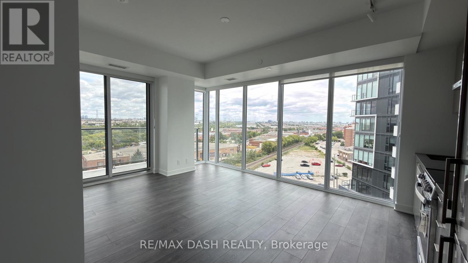 1902 - 10 Flavelle Trail, Vaughan, Ontario  L4L 0M9 - Photo 10 - N13799212